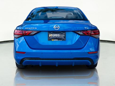 Used 2023 Nissan Sentra SV image 24