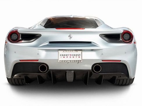 Used 2017 Ferrari 488 GTB image 18