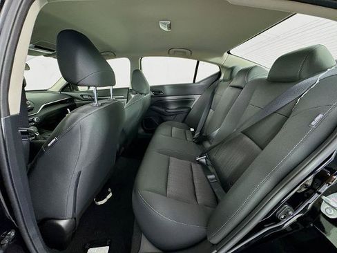 Certified 2025 Nissan Altima 2.5 S FWD image 22