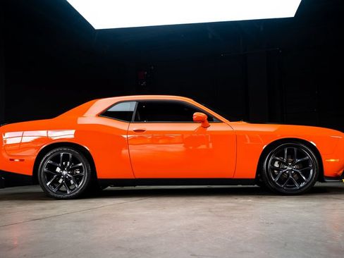 Used 2023 Dodge Challenger GT w/ Plus Package RWD image 8