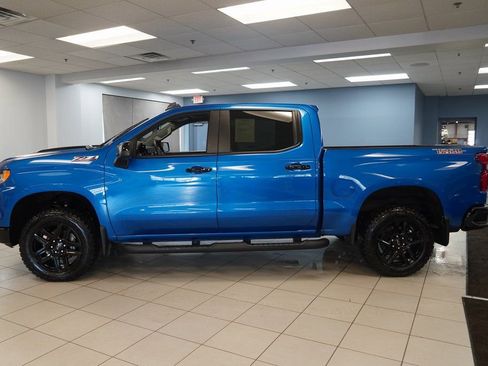 Used 2023 Chevrolet Silverado 1500 LT Trail Boss w/ LT Trail Boss Premium Package image 2
