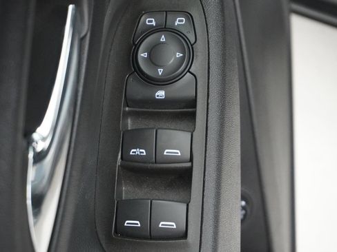 Used 2023 Chevrolet Equinox LT image 15