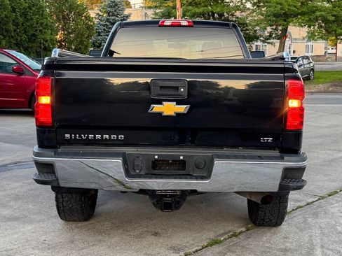 Used 2018 Chevrolet Silverado 3500 LTZ w/ Snow Plow Prep Package AWD/4WD image 4