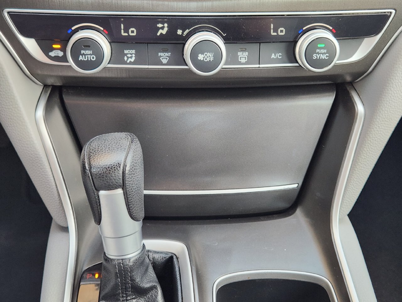 Used 2019 Honda Accord LX image 18