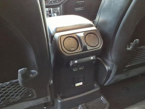 Used 2024 Jeep Wrangler Unlimited Sahara image 19