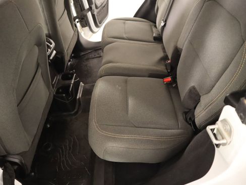 Used 2024 Jeep Wrangler Sport S image 12