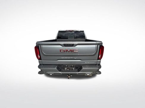 Used 2025 GMC Sierra 1500 Denali w/ Technology Package AWD/4WD image 4