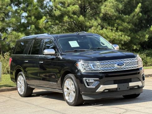 Used 2018 Ford Expedition Max Platinum AWD/4WD image 3