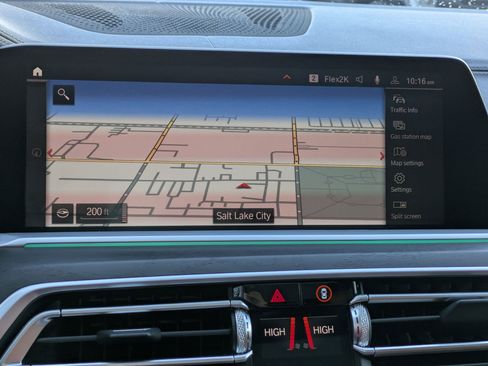 Used 2021 BMW X7 xDrive40i w/ Executive Package image 22