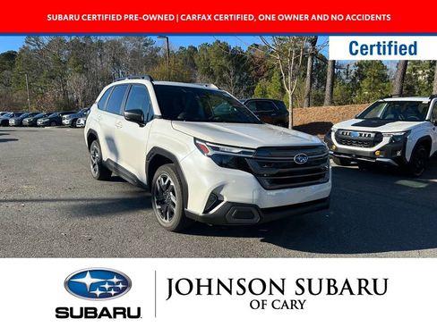 Certified 2025 Subaru Forester Limited image 1
