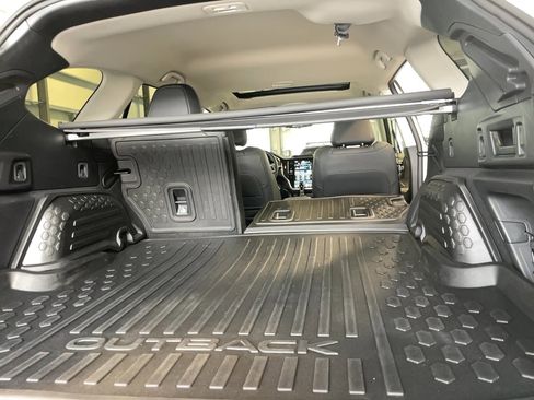 Used 2025 Subaru Outback Touring XT image 24