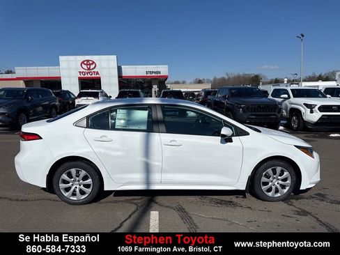 New 2026 Toyota Corolla LE image 8