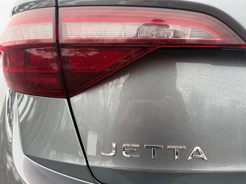Used 2024 Volkswagen Jetta S image 21