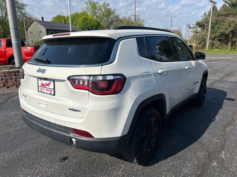 Used 2019 Jeep Compass Latitude w/ Cold Weather Group AWD/4WD image 6