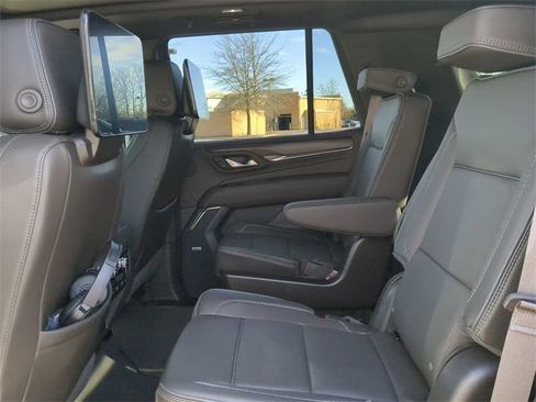 Used 2024 GMC Yukon Denali w/ Advanced Technology Package image 13