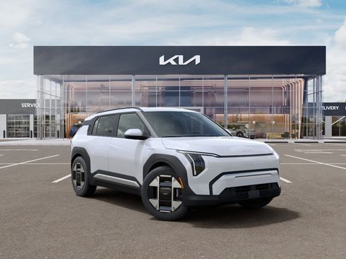 New 2027 Kia EV3 Wind AWD/4WD image 8