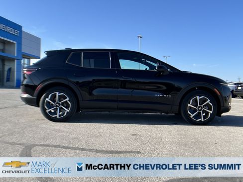 New 2026 Chevrolet Equinox EV LT w/ Comfort Package image 11