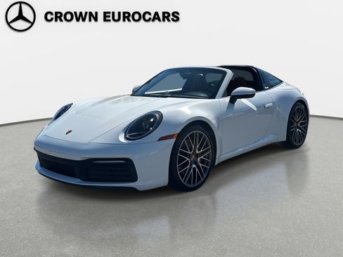 Used 2024 Porsche 911 Targa 4S w/ Premium Package image 2