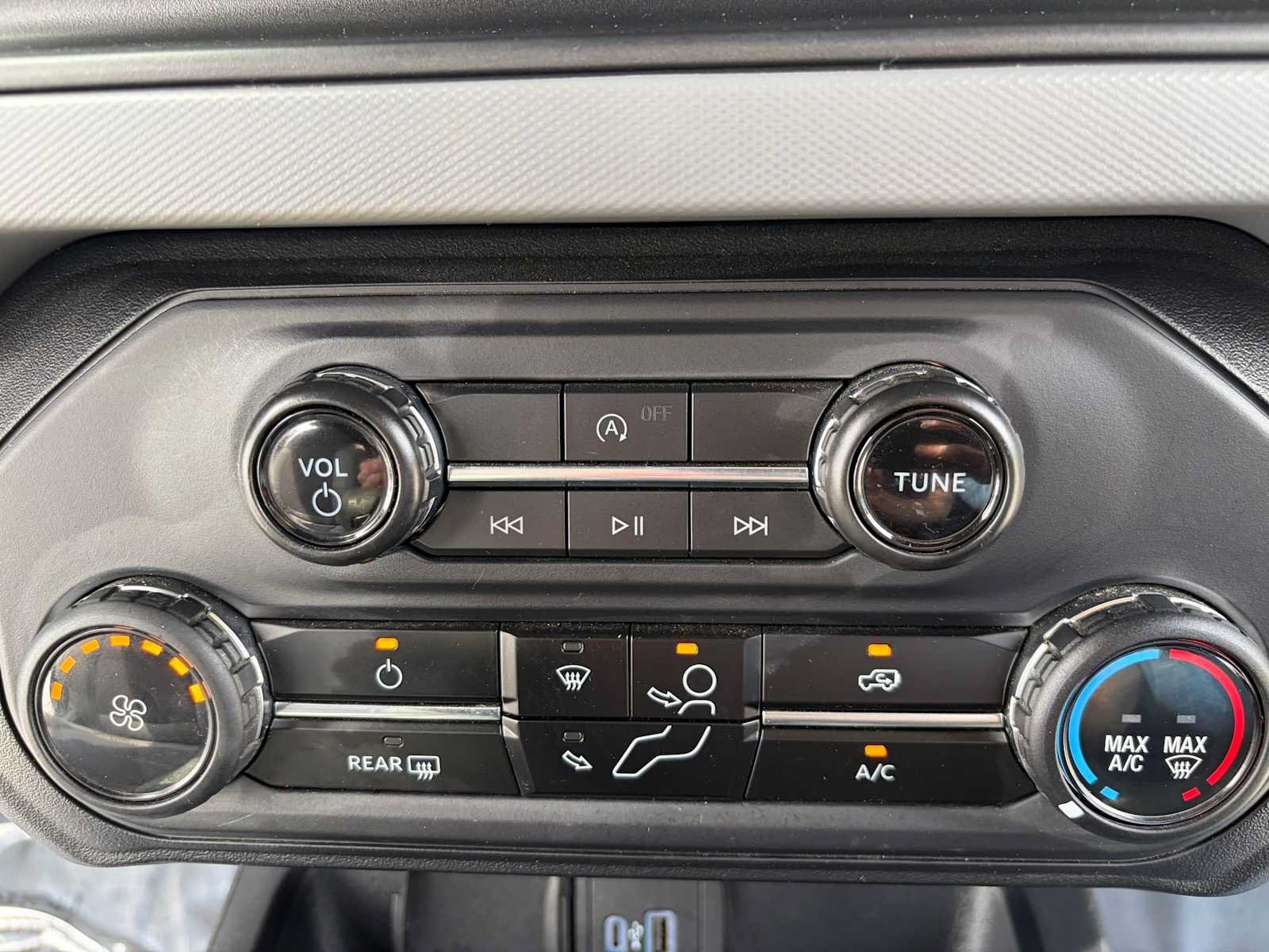 Used 2023 Ford Bronco 4-Door AWD/4WD image 27