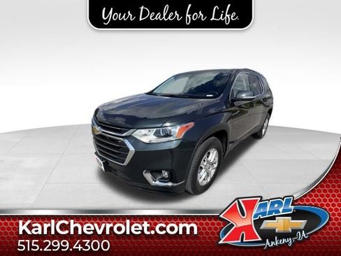 Certified 2021 Chevrolet Traverse LT FWD image 1
