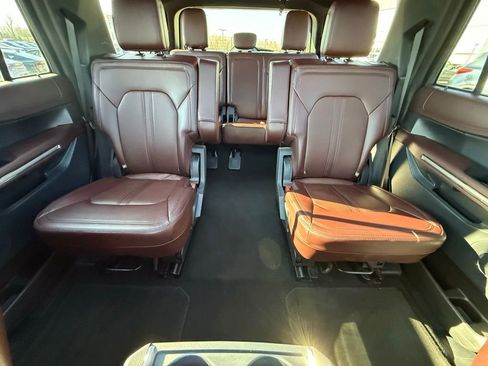 Used 2024 Ford Expedition Limited AWD/4WD image 31