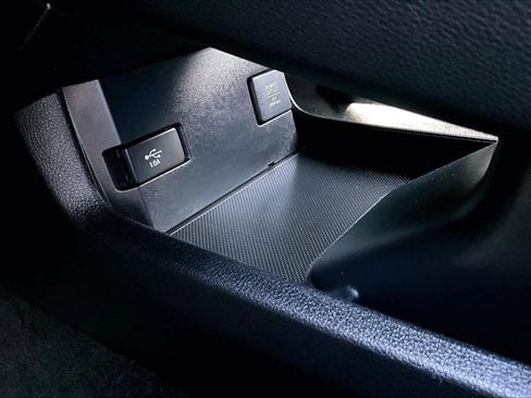 Used 2019 Honda Civic LX image 34