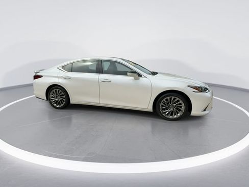 Certified 2025 Lexus ES 350 w/ Technology Package FWD image 9