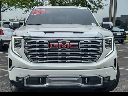 Used 2024 GMC Sierra 1500 Denali AWD/4WD image 5