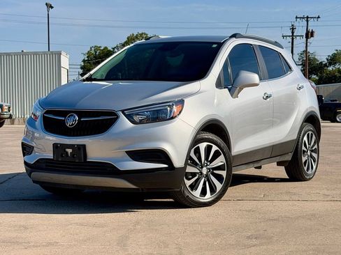 Used 2022 Buick Encore Preferred w/ Safety Package FWD image 1