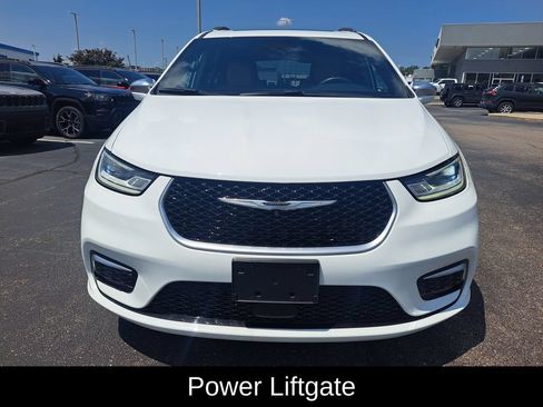 Certified 2022 Chrysler Pacifica Pinnacle FWD image 9