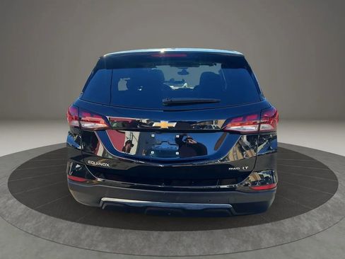 Used 2023 Chevrolet Equinox LT w/ Driver Convenience Package image 6