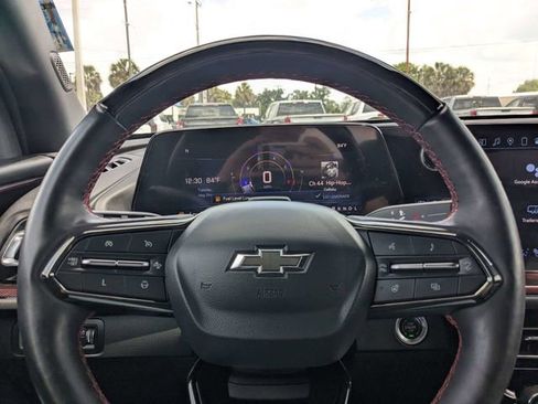 Used 2024 Chevrolet Traverse RS w/ LPO, Floor Liner Package AWD/4WD image 24