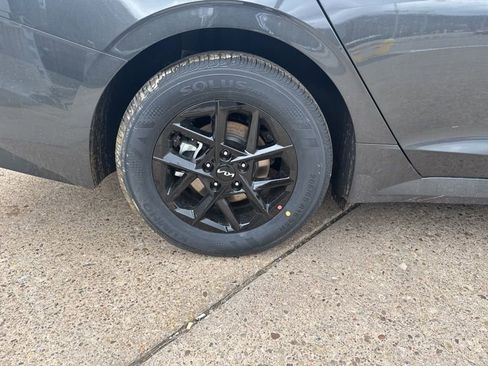 New 2026 Kia K5 LXS image 9