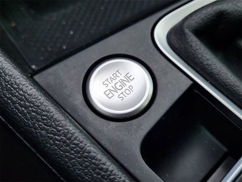 Used 2024 Volkswagen Jetta GLI 40th Anniversary Edition image 21