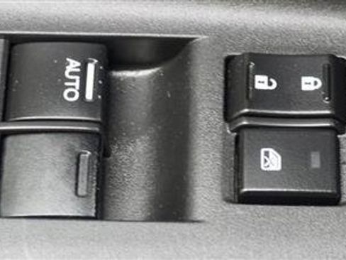 Used 2017 Honda Fit EX image 31