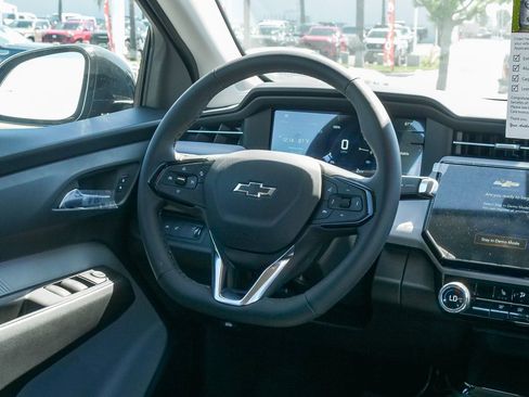 New 2027 Chevrolet Bolt LT w/ Comfort Package FWD image 14