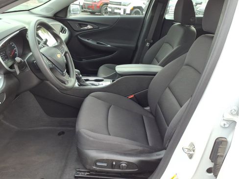 Used 2023 Chevrolet Malibu LT image 13