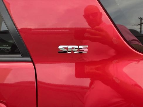 Used 2022 Toyota 4Runner SR5 AWD/4WD image 10