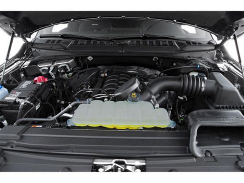 Used 2019 Ford F150 Lariat w/ Equipment Group 502A Luxury AWD/4WD image 12
