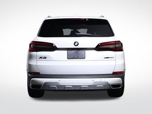 Used 2022 BMW X5 xDrive40i w/ Premium Package AWD/4WD image 4