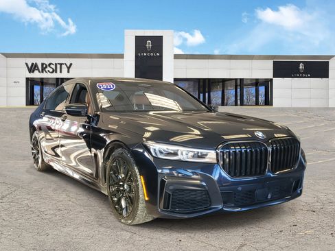 Used 2022 BMW 750i xDrive w/ Executive Package image 1