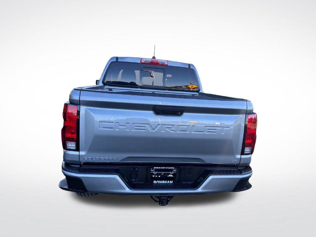 Used 2023 Chevrolet Colorado LT w/ LT Convenience Package RWD image 5