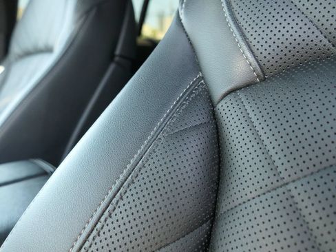 Used 2025 BMW X5 M60i w/ Parking Assistance Package AWD/4WD image 11