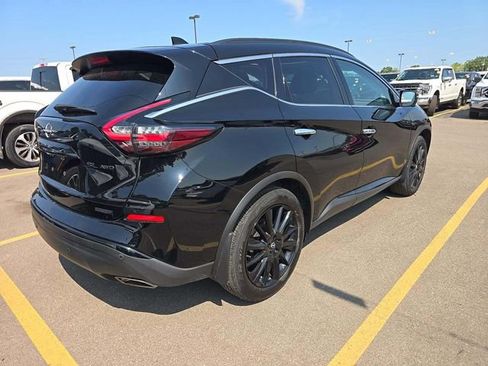 Used 2023 Nissan Murano SL AWD/4WD image 2