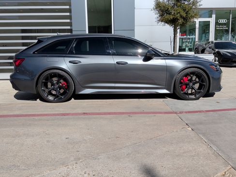 Used 2024 Audi RS 6 performance image 11