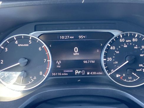 Used 2025 Nissan Rogue SV FWD image 7