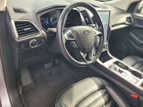 Certified 2023 Ford Edge SEL image 9