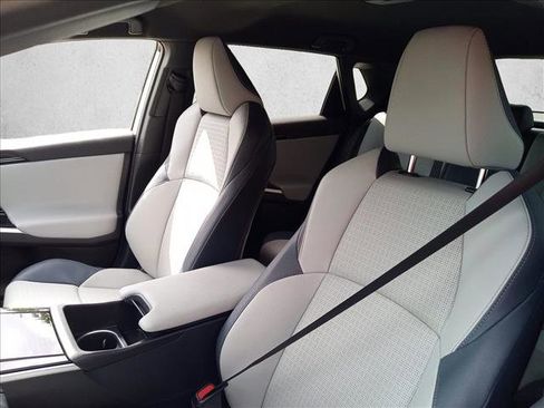 Used 2025 Subaru Solterra Limited w/ Limited Package AWD/4WD image 13