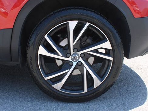 Used 2021 Volvo XC40 T5 R-Design w/ Advanced Package AWD/4WD image 37