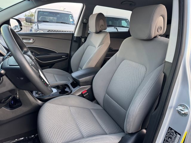 Used 2017 Hyundai Santa Fe SE AWD/4WD image 14